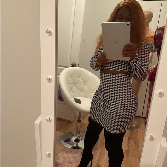 Top and skirt set - Picture 8 of 8